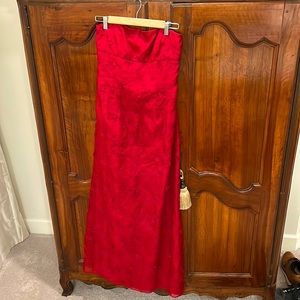 nicole miller strapless red formal dress floral textured